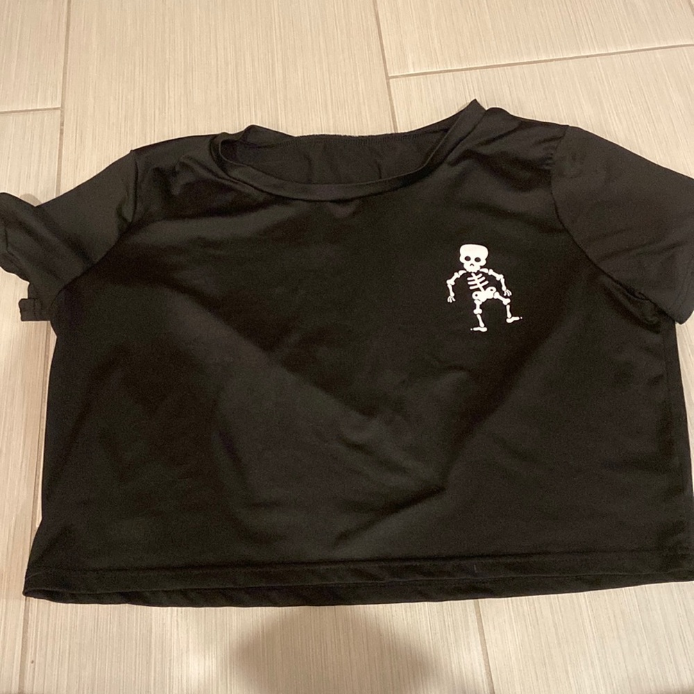 Skeleton top